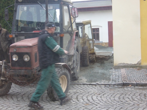 oprava vjezdu za radnici1
