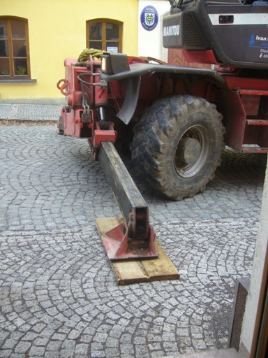 kontrola střechy radnice2