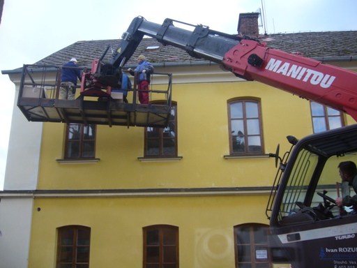 kontrola střechy radnice4